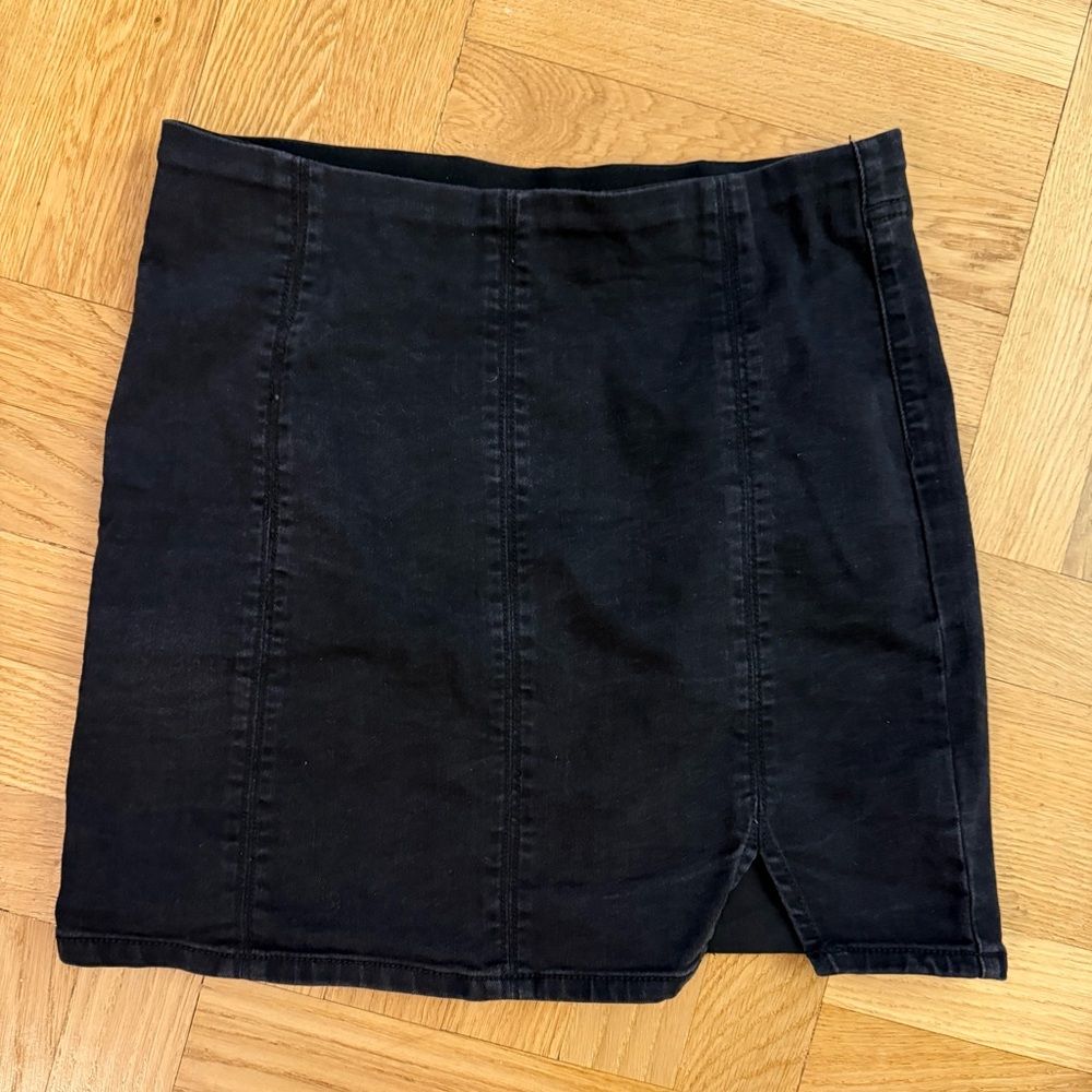 Free People Classic Black Stretch Denim Skirt